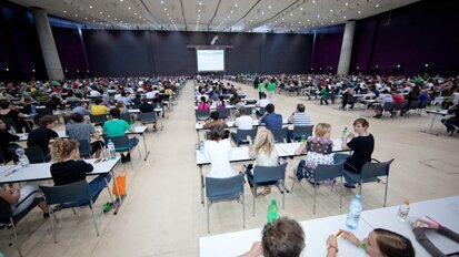 Frauen schneiden beim Uni-Auswahlverfahren schlechter ab