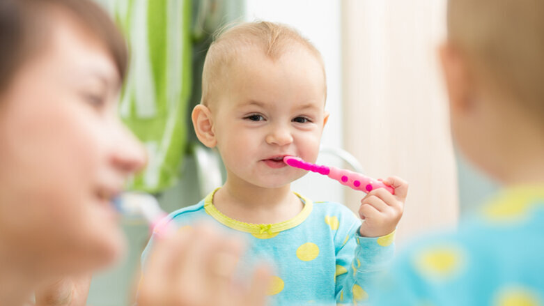 Für eine bessere Mundgesundheit von Mutter und Kind