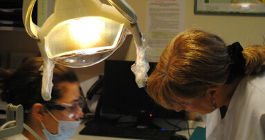 Scatterà ad agosto l'assicurazione obbligatoria per i professionisti