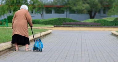 Nuovo record mondiale: a 92 anni le esce un altro dente del giudizio