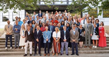 Führende Dental-Forschende treffen sich im Dentaid Research Center in Barcelona