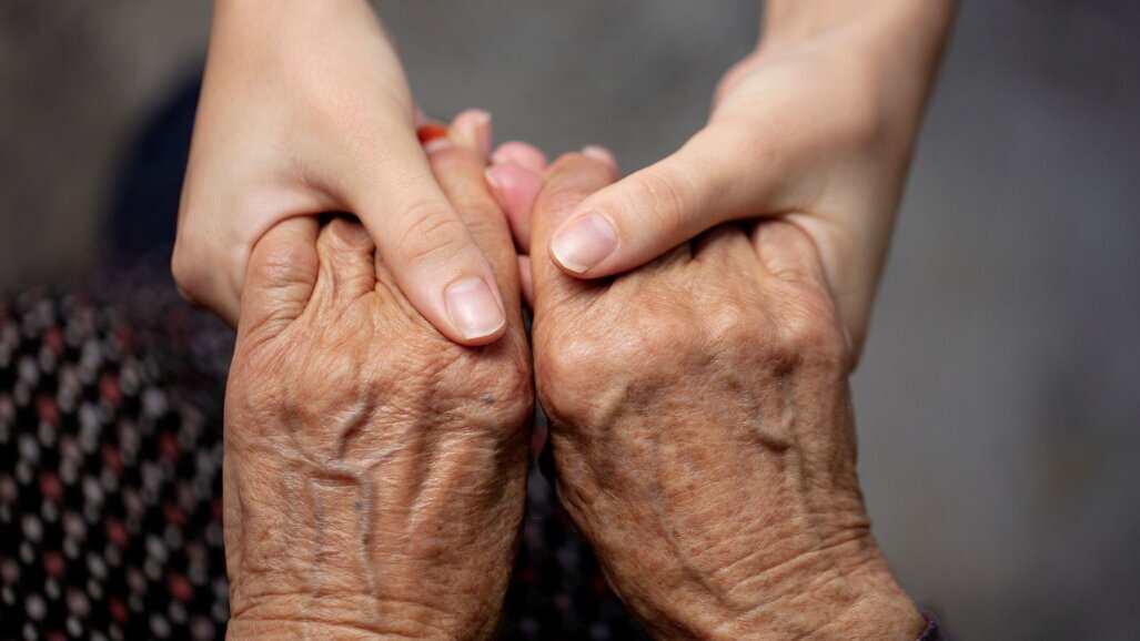 Informatiecampagne voor betere mondgezondheid ouderen