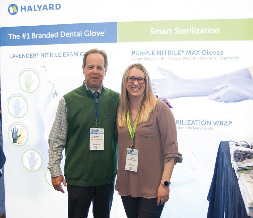 Michael, left, and Lisa of Halyard Health. (Photo: Jahmel Charles, Dental Tribune America)