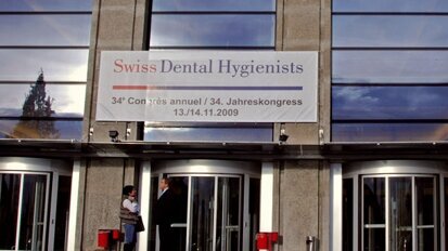 Über 1.000 Dentalhygienikerinnen am Kongress 2009 Über 1.000 Dentalhygienikerinnen am Kongress 2009