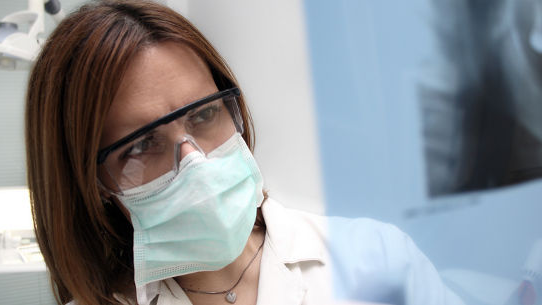 Ochrona radiologiczna dla lekarzy dentystów – szkolenia NIL