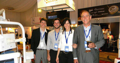 El Grupo Suárez presenta en Uruguay el motor quirúrgico Piezotome