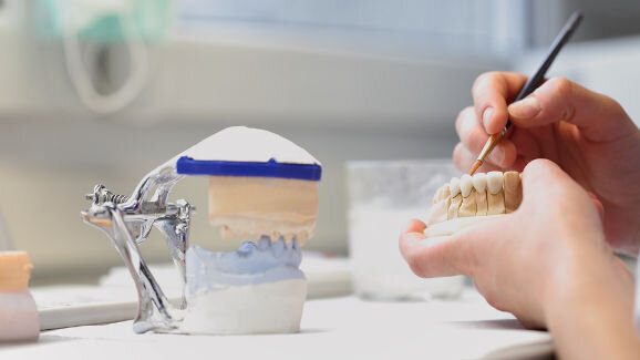 Aussie dental industry association calls for stricter laboratory product regulations