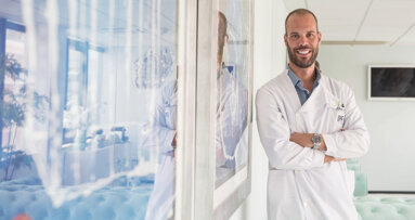 David Ângelo recebe a 1.ª Medalha de Mérito em Estomatologia concedida pela SPECO