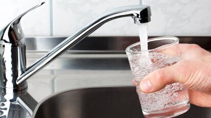 Fluoretação da água recebe financiamento generoso na Nova Zelândia