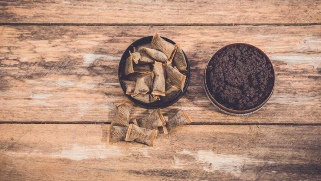 Profissionais de saúde bucal podem desempenhar um papel maior na prevenção de snus, diz estudo