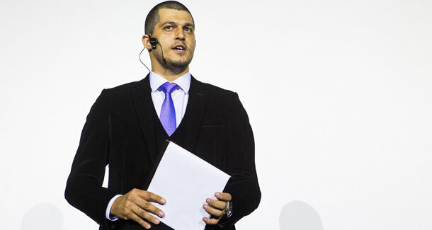 Journalist, television presenter and host of the evening, Deyan Nikolov.