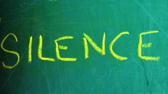 Dal dentista, le cuffiette contro il rumore del trapano