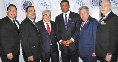 Henry Schein named Corporation of the Year by Hispanic healthcare executives