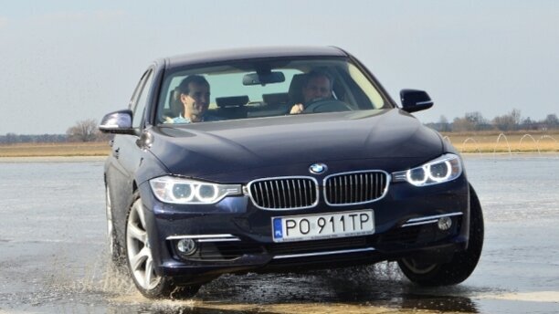 Piknik w Bednarach – implantologia i motoryzacja