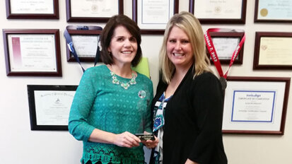 AADOM member Elizabeth Markiewicz receives Green Leader Award AADOM member Elizabeth Markiewicz receives Green Leader Award