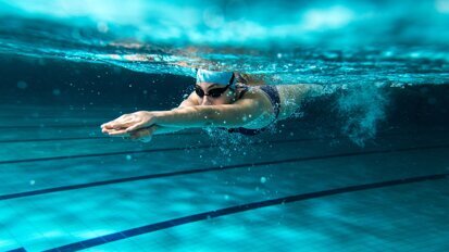 Research finds link between competitive swimming and tooth staining Research finds link between competitive swimming and tooth staining