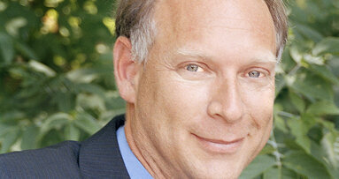 Canadian dentist elected president of AACD