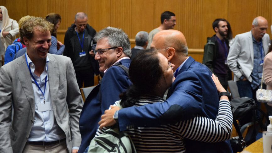 Participants are happy to be at this year’s meeting and reconnect with fellow dentists. (All images: Dental Tribune International)