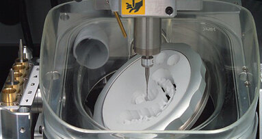 Las fresadoras CAD/CAM de Roland ahora soportan materiales compuestos de resina