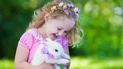 Animal Assisted Therapy (AAT) to reduce dental fear among children