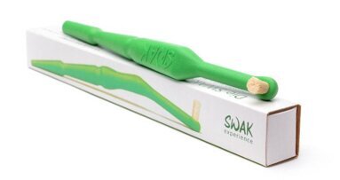 Учени разработват устойчива дръжка за екологична четка за зъби