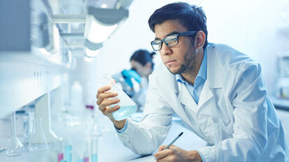 Químicos russos fazem nova descoberta no avanço de material dentário