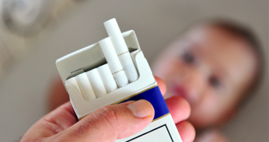 Passivrauchen schadet Kinderzähnen