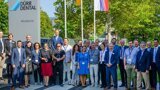 The participants of the DSO & Clinic Symposium in front of the Academy at the company headquarters in Bietigheim-Bissingen.