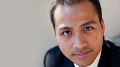 Appeal against deportation of dental assistant spawns support