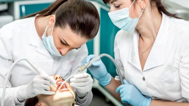 Taakherschikking in de mondzorg: Commissie Linschoten anno nu