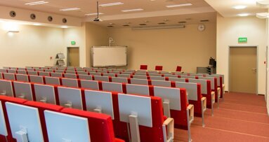 Zerowe limity miejsc na uczelniach bez pozytywnej opinii PKA