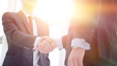 Launca and Hyperlab announce strategic business cooperation Launca and Hyperlab announce strategic business cooperation