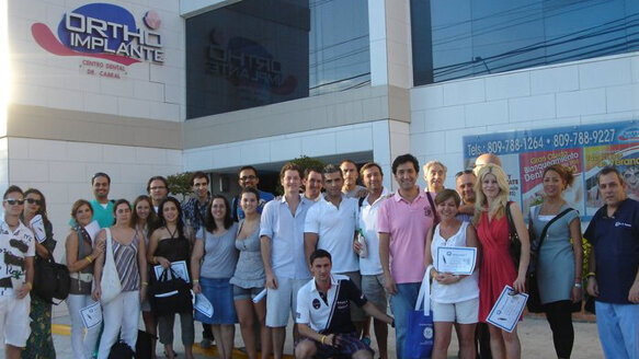 Trinon Collegium Practicum offers practical implantology courses