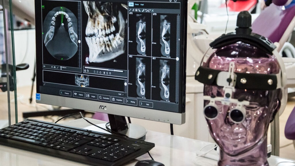 S-a încheiat DENTA II – evenimentul de top al industriei stomatologice a reunit 154 de companii.