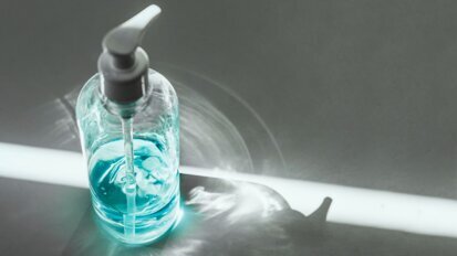 Nadużywanie płynów do płukania ust może zwiększać ryzyko raka