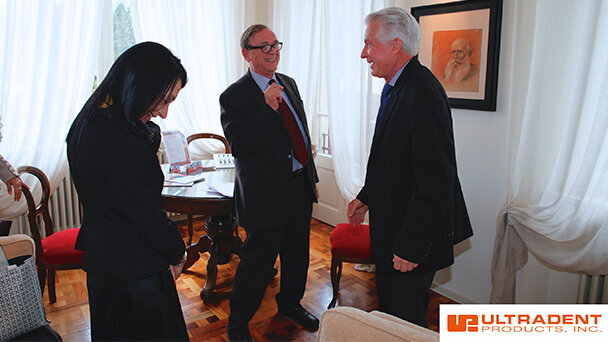 Un “mosaico” è fiorito sulle rive del Lago di Como