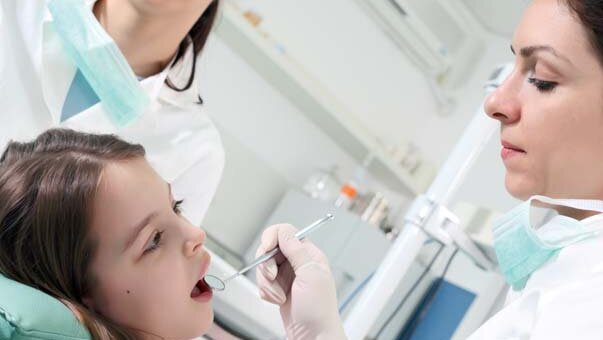 NFZ nie podwyższy stawek za leczenie stomatologiczne dzieci