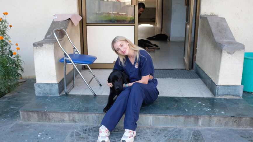 Dr Melissa Dirsch with a special patient. (Image: Deborah Clement)
