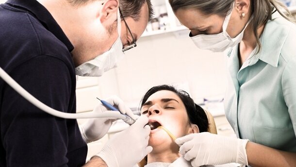 Neuer Bildungsplan für Dentalassistentinnen