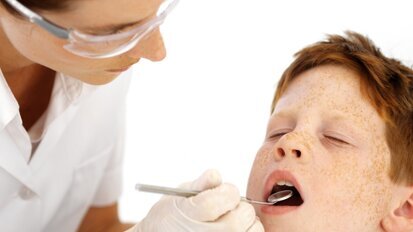 Οι Βρετανοί χάνουν τα δόντια τους