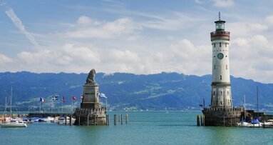 Internationales Wissen zur ästhetischen Zahnmedizin