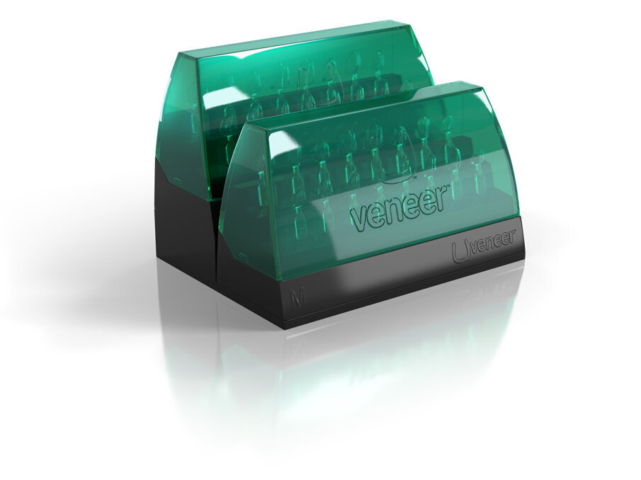 Uveneer Extra templates complement the original Uveneer templates while providing four new upper anterior designs: Extra Large, Large, Medium, and Square.