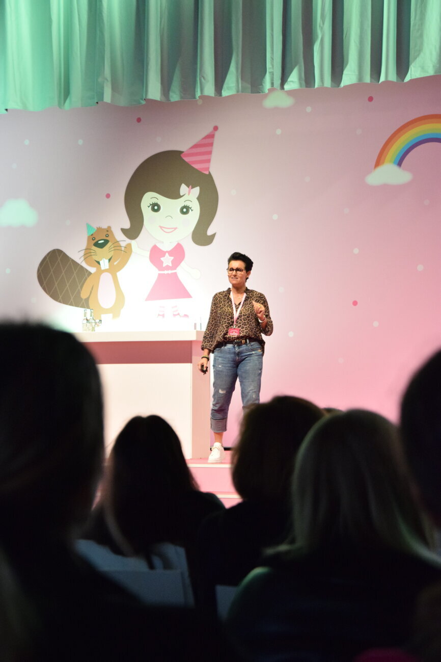 Birgit Schlee referierte zum Thema Biofilmmanagement.