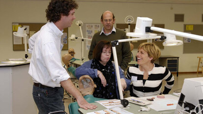 “Tandarts moet verplicht nascholen”