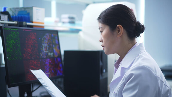 Smartphone imaging tool supports early detection of oral cancer