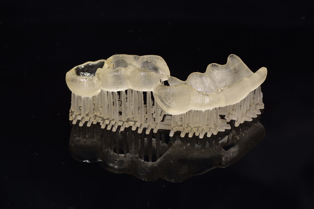 Fig. 6: Finished surgical guide after post-processing.