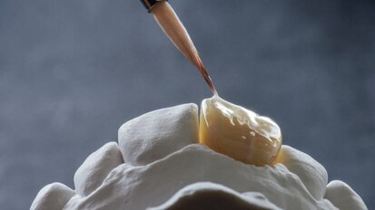 Micro-layering: A new era in porcelain layering