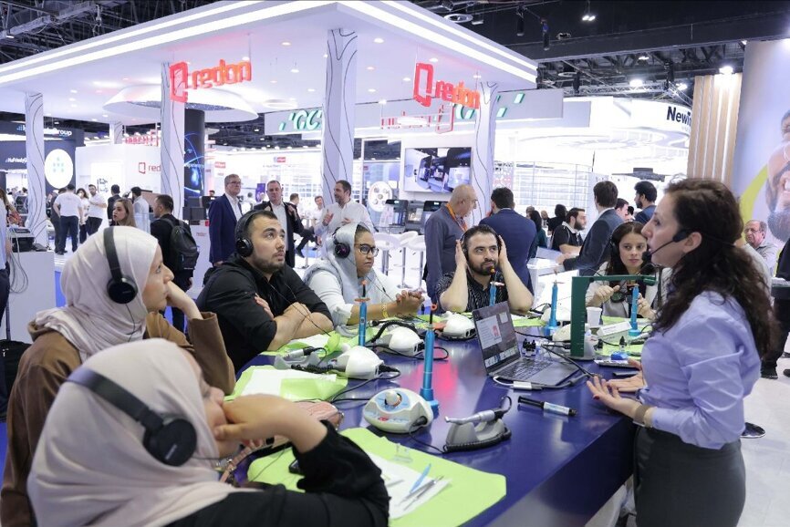 The exhibition floor featured cutting-edge dental equipment, innovative technologies and the latest products in dental care. (Image: INDEX Holding)
