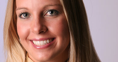 Lateral wall sinus floor elevation found to provide sufficient bone height and width for implant placement