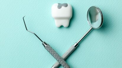 Column Reinier van de Vrie: Van haakje en spiegeltje